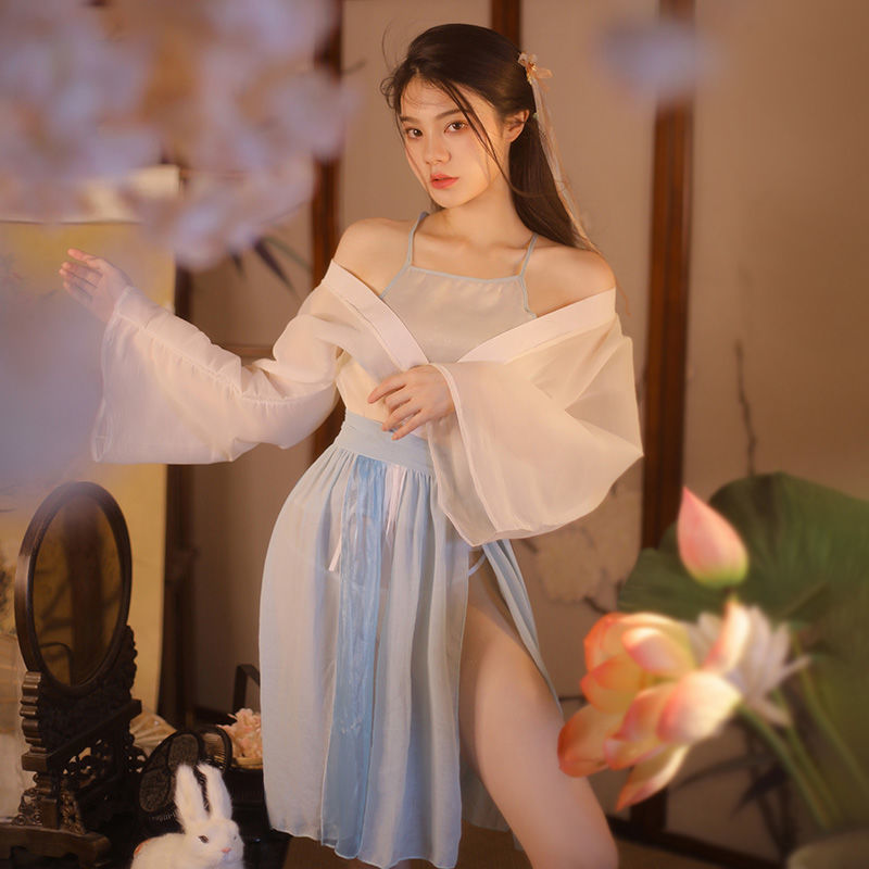 “弓箭手大作战”“神庙逃亡2”等内嵌涉赌涉暴游戏广告