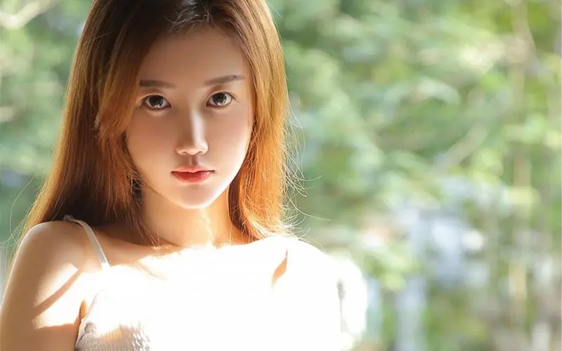 经济日报：稳杠杆、防风险、强大盘