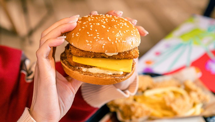 ‌大厂争抢千亿成人情趣用品市场：美团LOVE LAB等纷纷布局即时零售‌