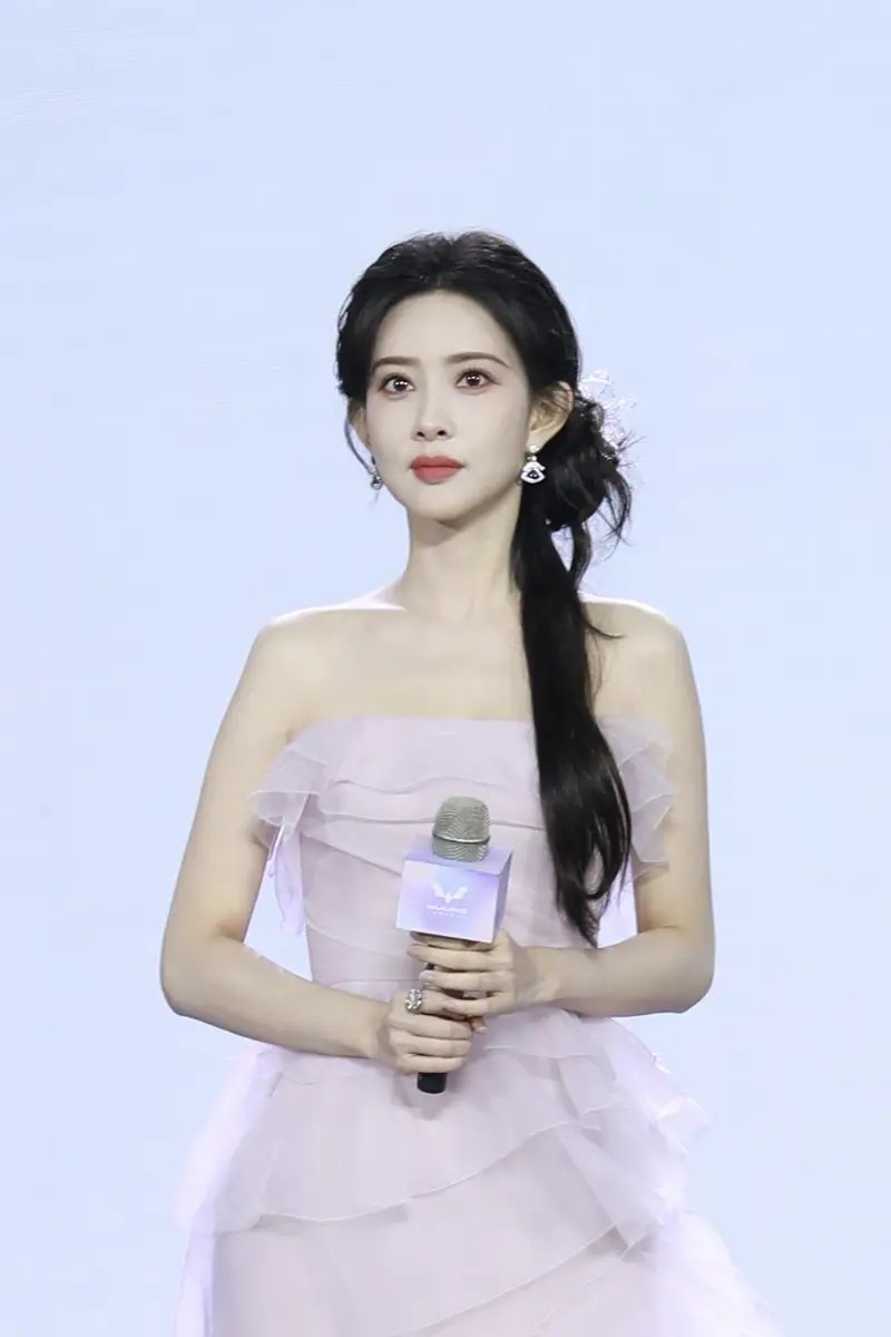 丁真现象解构：一个