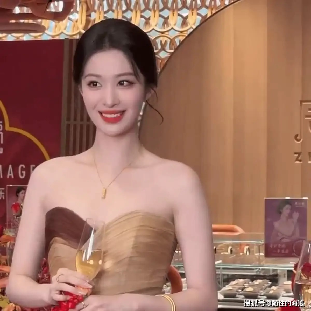 田中圭被曝出轨后道歉，代言广告遭全面下架‌