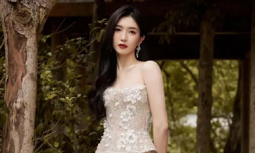 TVB前小花瘦身回归，甩大妈形象颜值翻盘，自曝仅减4斤却判若两人