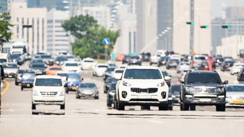 “退市” 传闻与港股火热背景下：纽交所对中国企业的态度解析