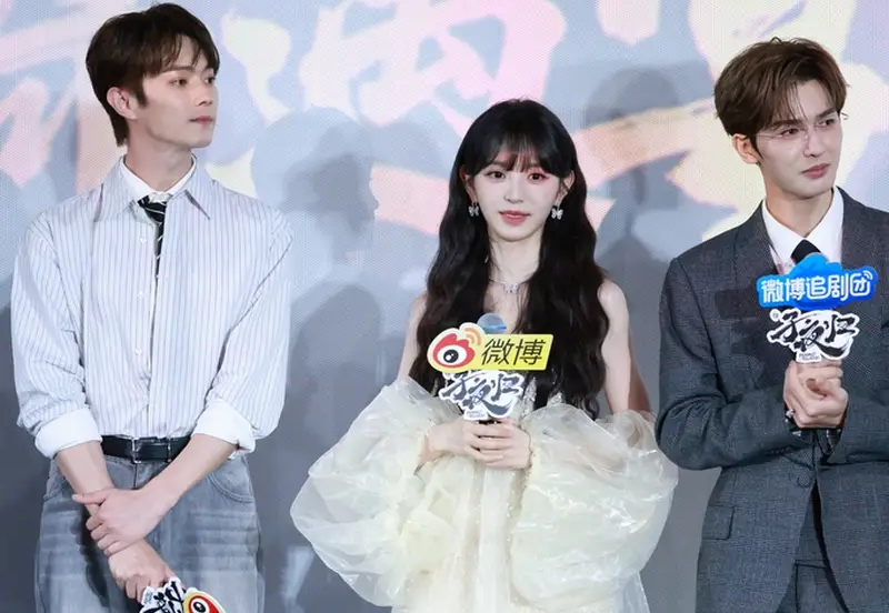 网评「最看好她5年后发展」95花TOP10！赵露思落榜，《锦月如歌》周也第6，冠军是她