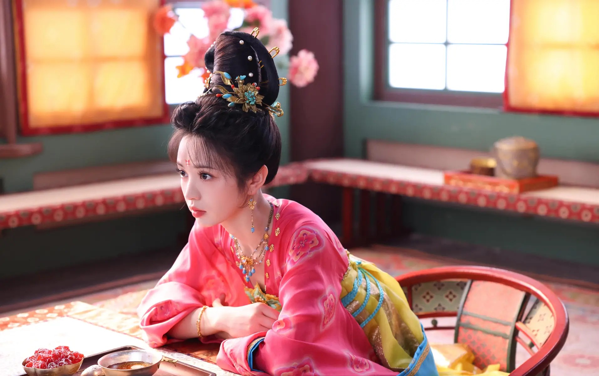 董璇与张维伊筹备婚礼：经济差距与相处模式引争议