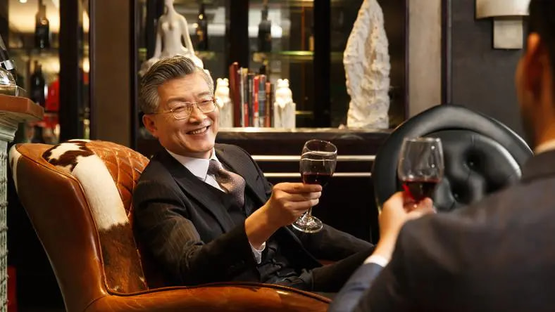 四川新首富诞生，1500亿“药王”浮现