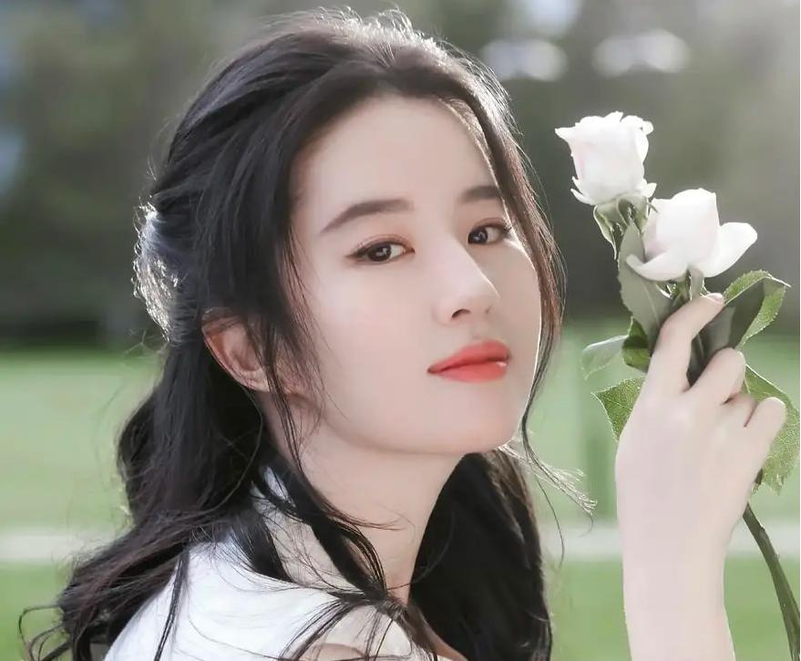 中国香港导演潘文杰去世 曾执导《跛豪》《上海皇帝》