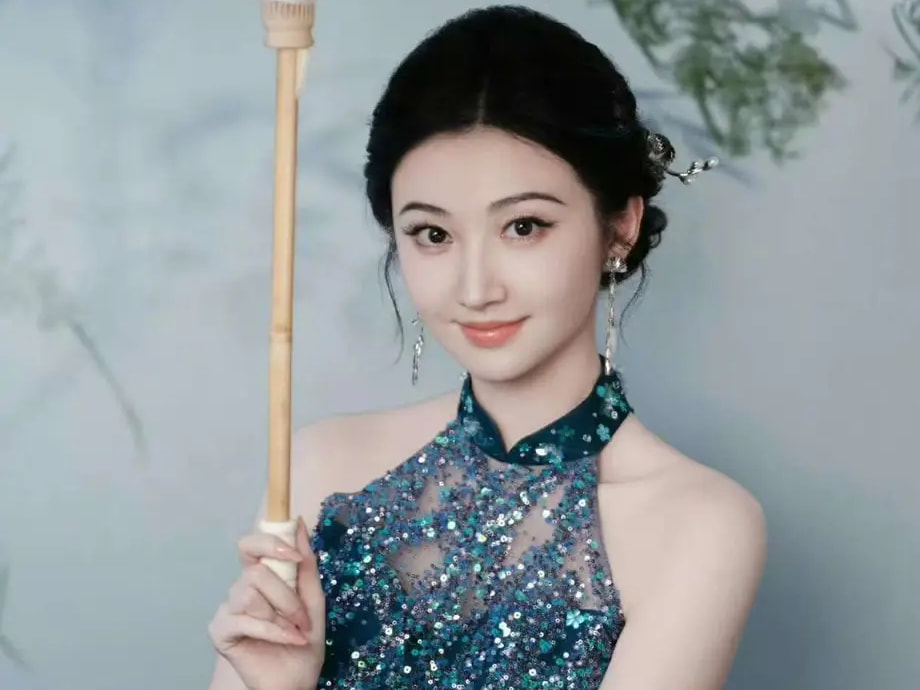 程青松关注列表被扒，全是肌肉男，模样帅气堪比于朦胧，私聊太污