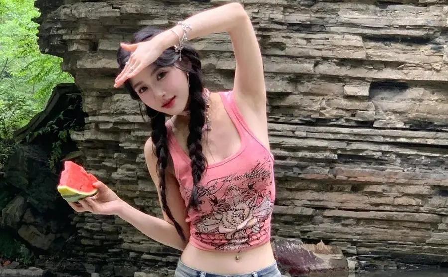 戈壁的陈都灵｜赏色