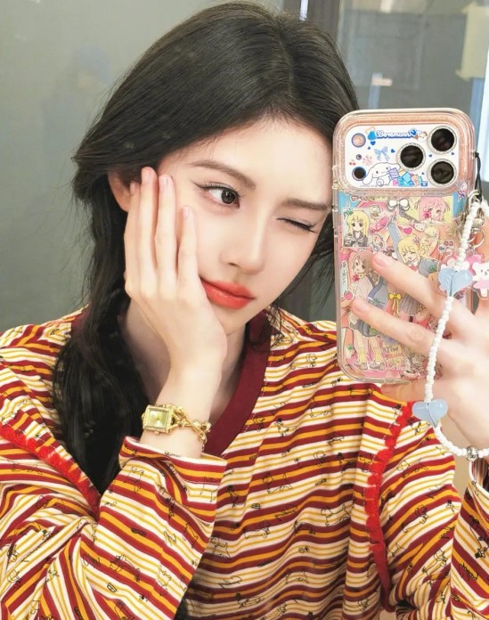 日本女子被未婚夫抛弃后嫁给ChatGPT，又拍婚纱照又举行婚礼？