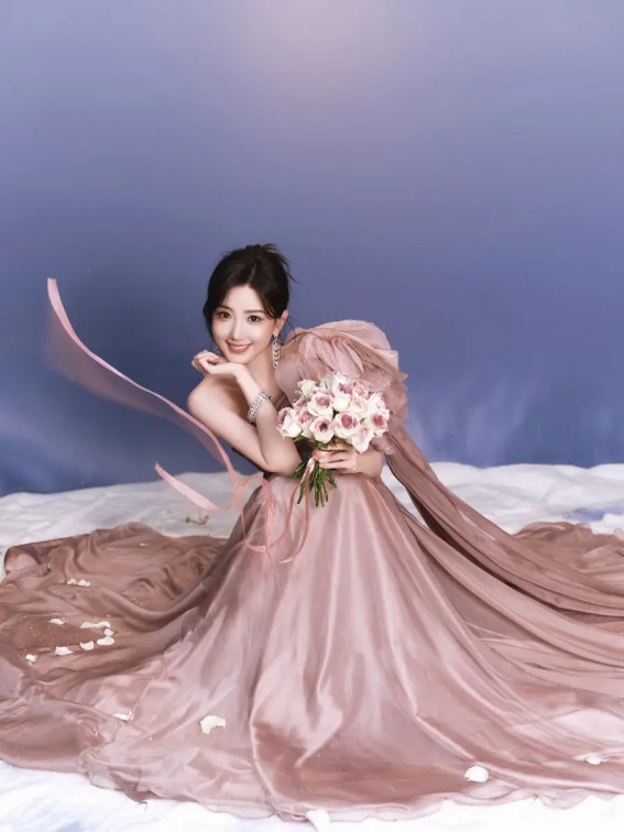 京东淘宝围攻大众点评：大厂争抢本地生活榜单的底层逻辑