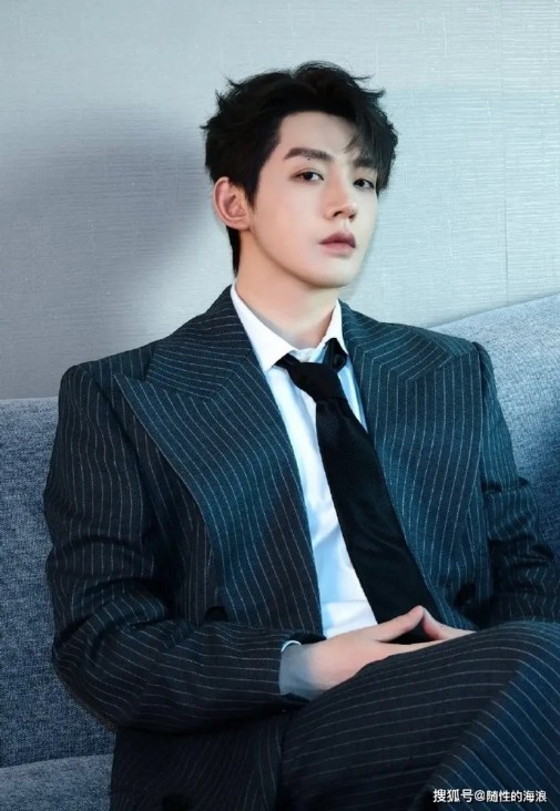 长泽雅美2026长期休整：在巅峰时留白，是女演员的清醒抉择