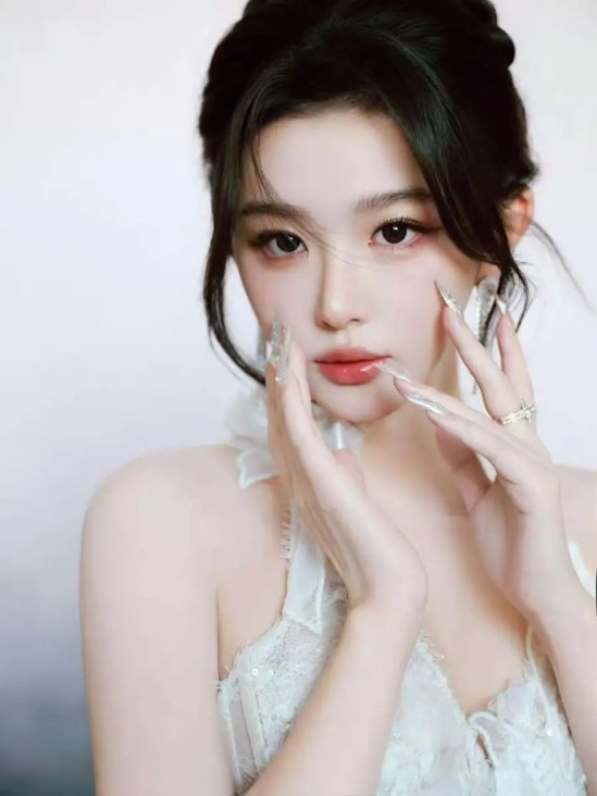 四年一更，社区公约2.0如何定义小红书的下一个周期？