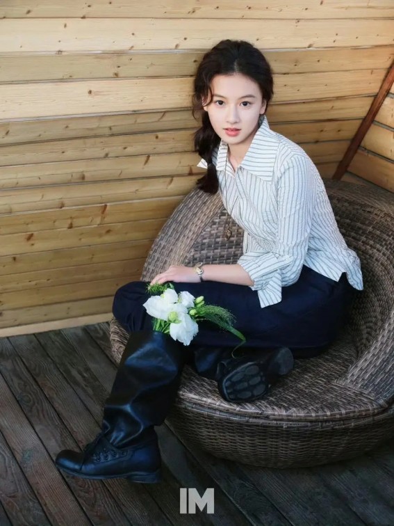 2025最拼劳模95花TOP10！《轧戏》卢昱晓第9，周也第3，冠军有望火成「顶流花」