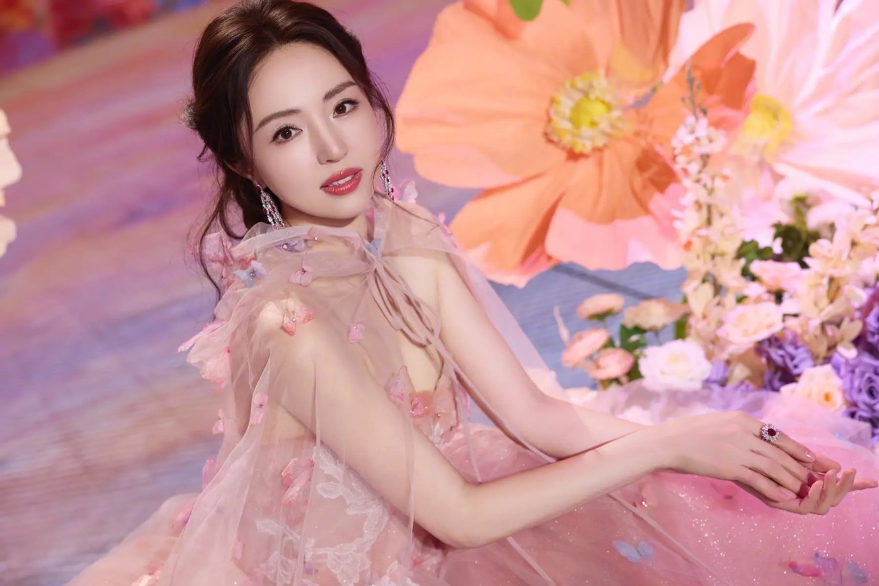 3万家vs8000家：瑞幸与星巴克，两个时代的战争